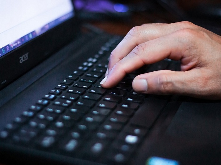 В России вырос ввоз ноутбуков без кириллической клавиатуры
