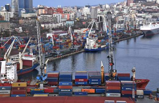 Находкинская таможня способствует ускорению вывоза грузов из порта